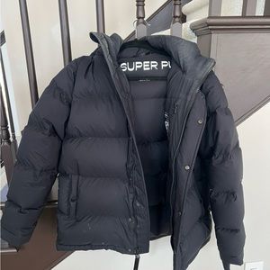 Aritizia SUPER PUFF TNA coat in black